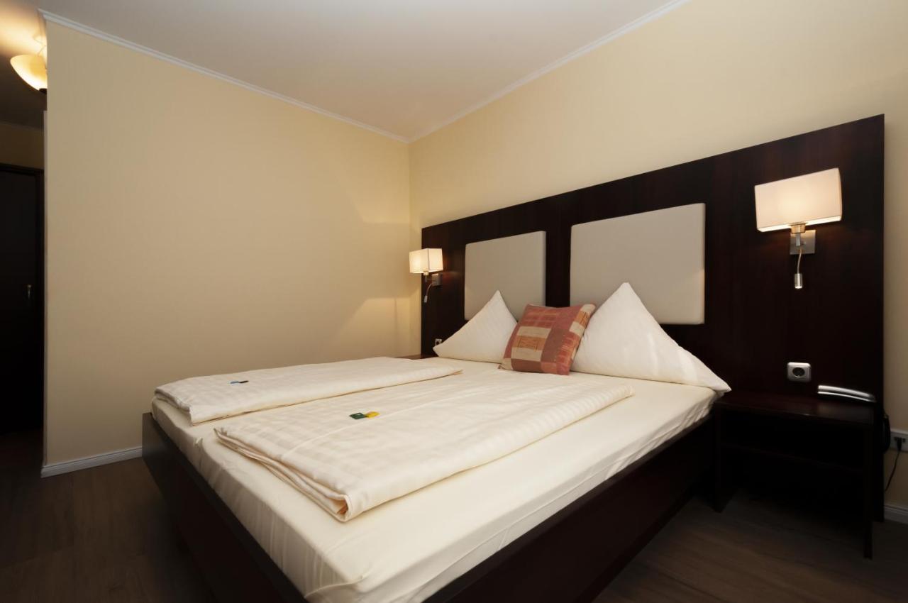 Hotel Gruene Tanne Αμβούργο Εξωτερικό φωτογραφία