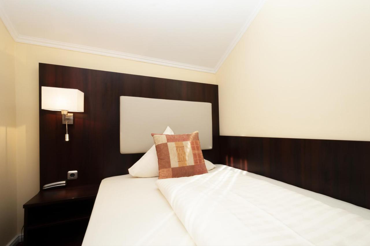 Hotel Gruene Tanne Αμβούργο Εξωτερικό φωτογραφία