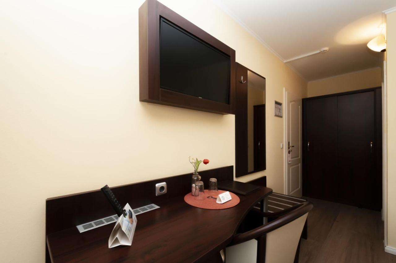 Hotel Gruene Tanne Αμβούργο Εξωτερικό φωτογραφία
